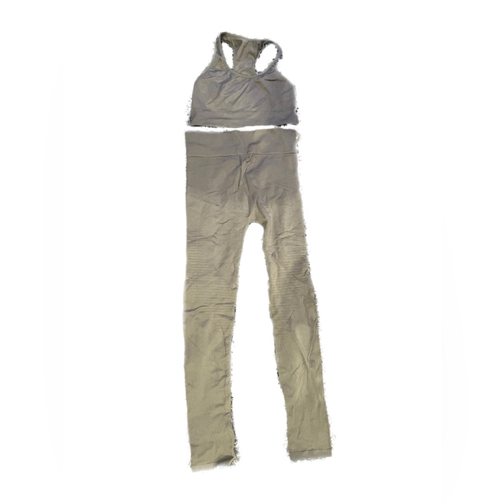 Olive green active set